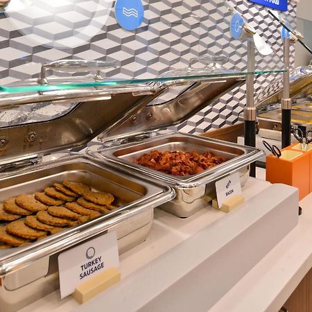 堪萨斯独立城智选假日酒店 外观 照片
